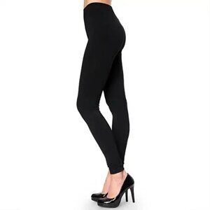2 Pairs of Et Tu brand Sofra Leggings - Brown and Black Women's Leggings